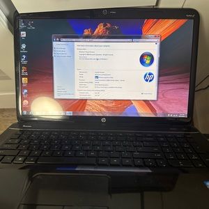 Laptop. HP Pavillion g7 Notebook PC.